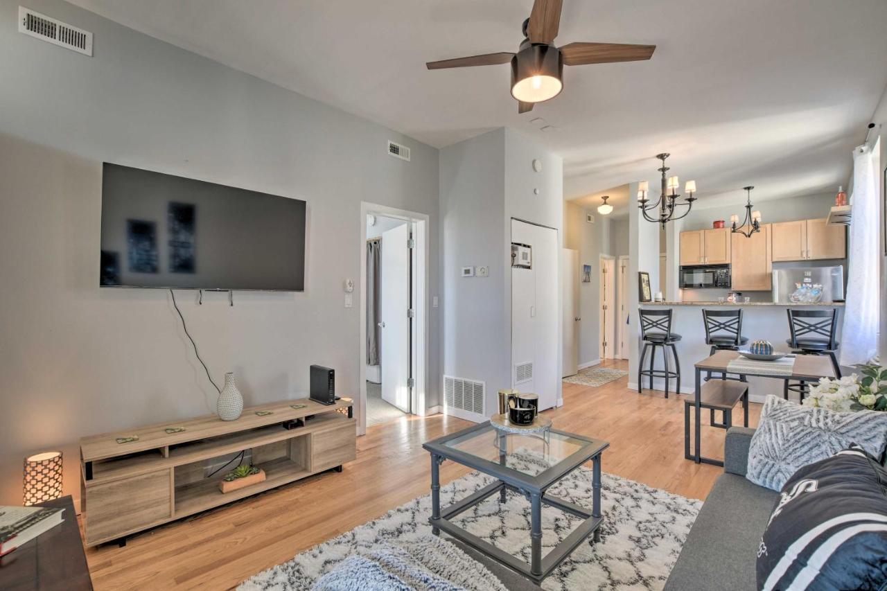 Elegant Chicago Retreat With Spacious Balcony! 외부 사진